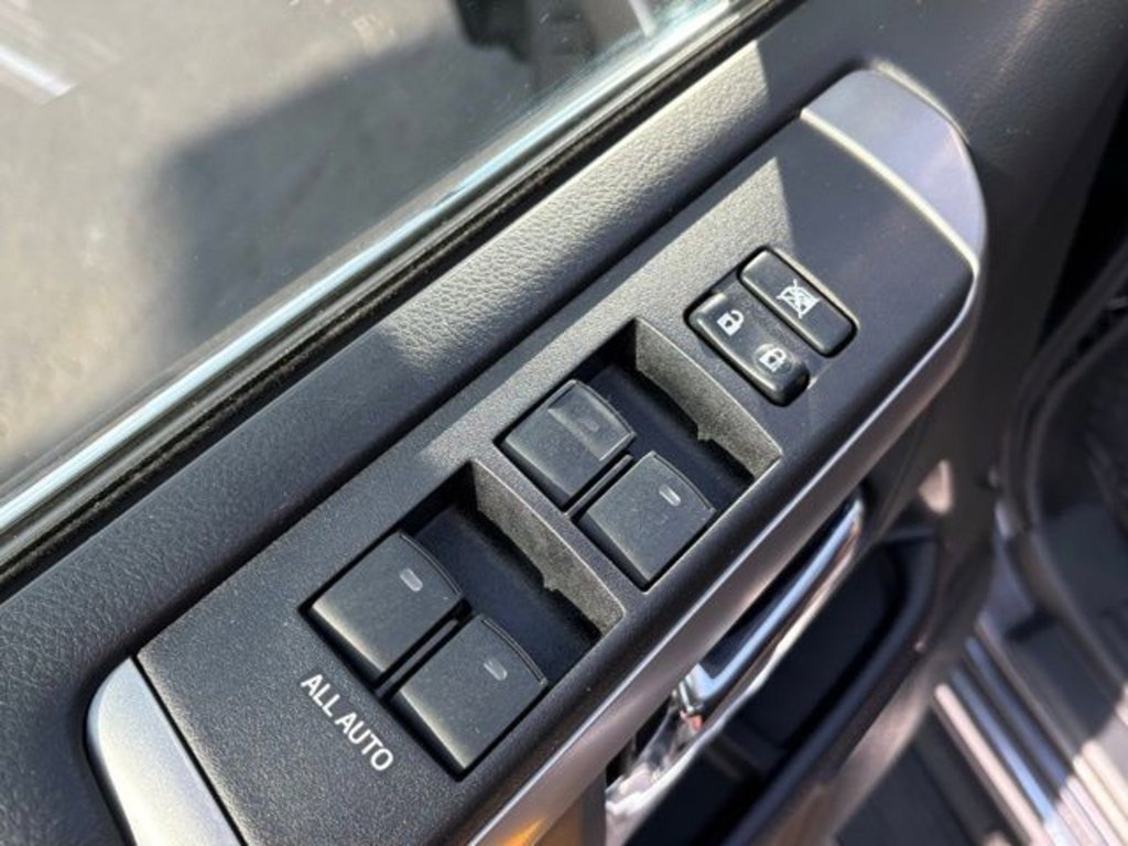 Used 2018 Toyota 4Runner Limited image 60