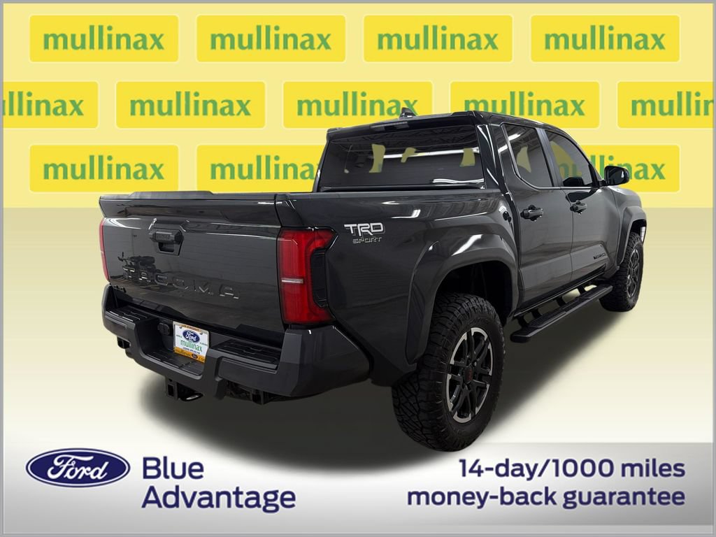 Used 2026 Toyota Tacoma TRD Sport AWD/4WD image 3