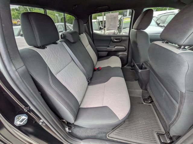 Used 2023 Toyota Tacoma TRD Sport w/ Advanced Technology Package AWD/4WD image 17