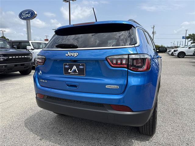 Used 2024 Jeep Compass Latitude AWD/4WD image 13