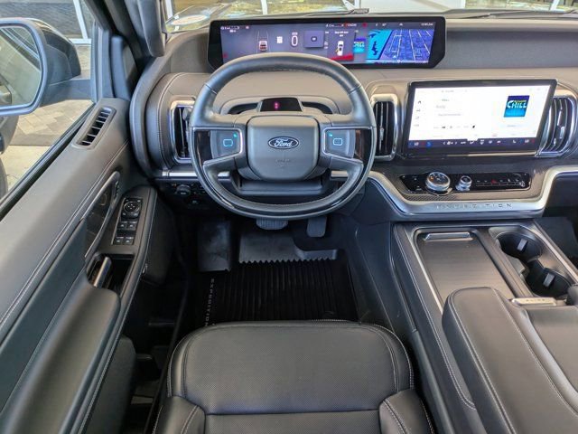 Certified 2025 Ford Expedition Max Platinum w/ Stealth Appearance Package image 15