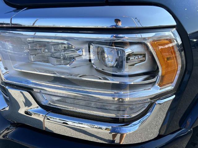 Used 2022 RAM 3500 Limited AWD/4WD image 10