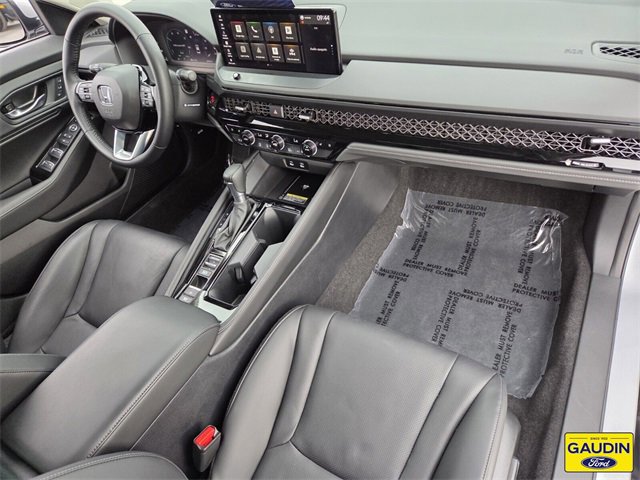Used 2024 Honda Accord Touring image 17