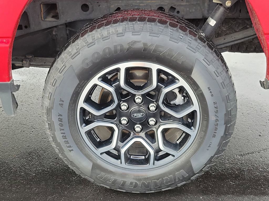 Certified 2022 Ford F150 XLT w/ Equipment Group 302A High image 5