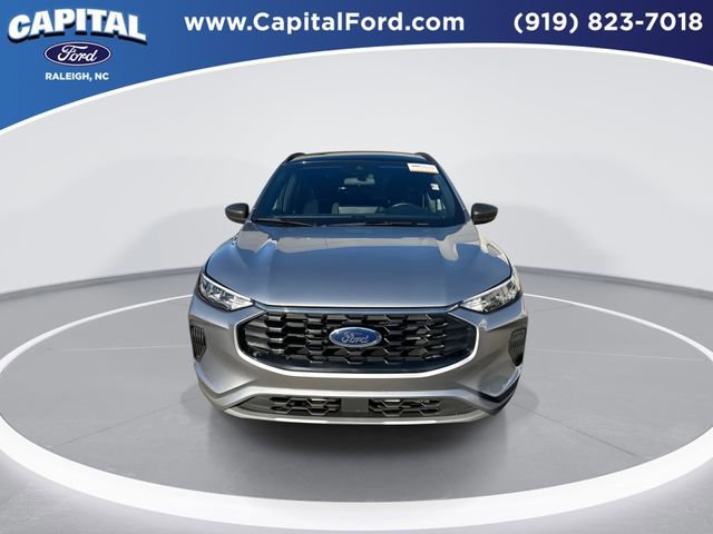 Certified 2023 Ford Escape ST-Line w/ Tech Pack #1 image 9