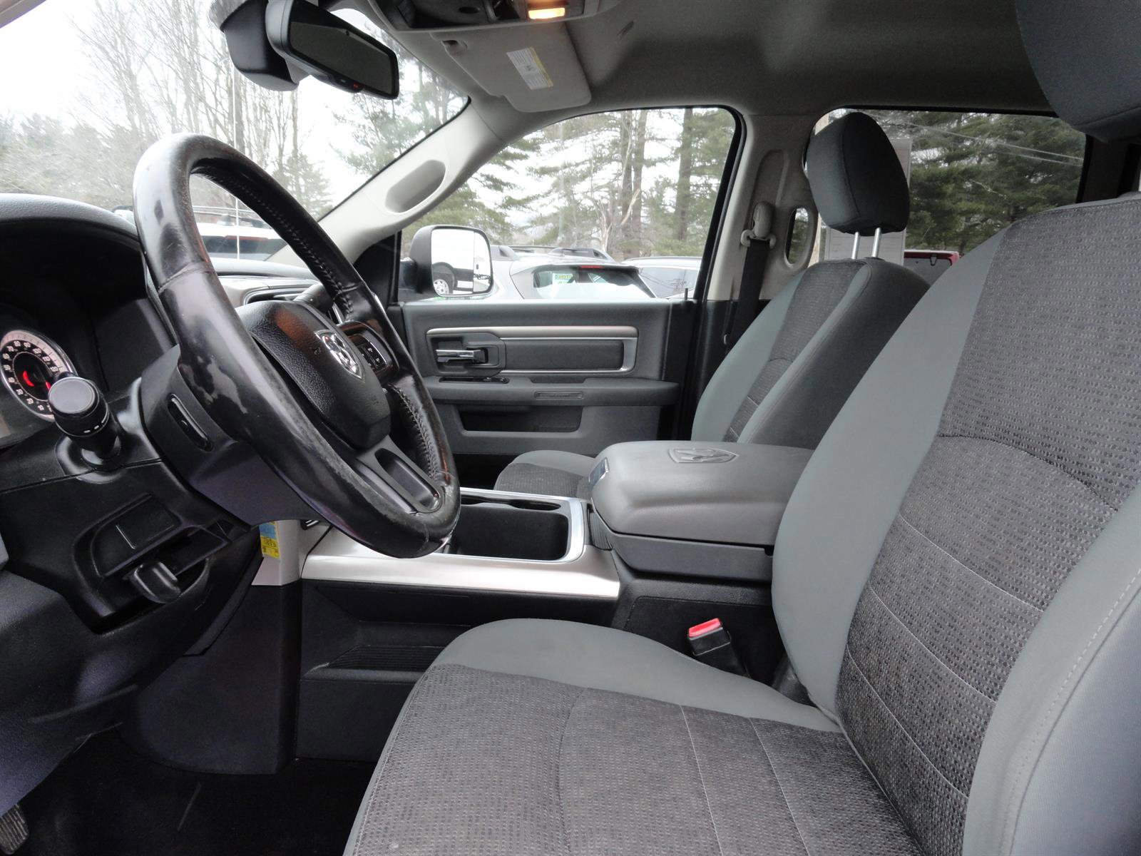 Used 2017 RAM 3500 Big Horn w/ Sport Appearance Group image 13