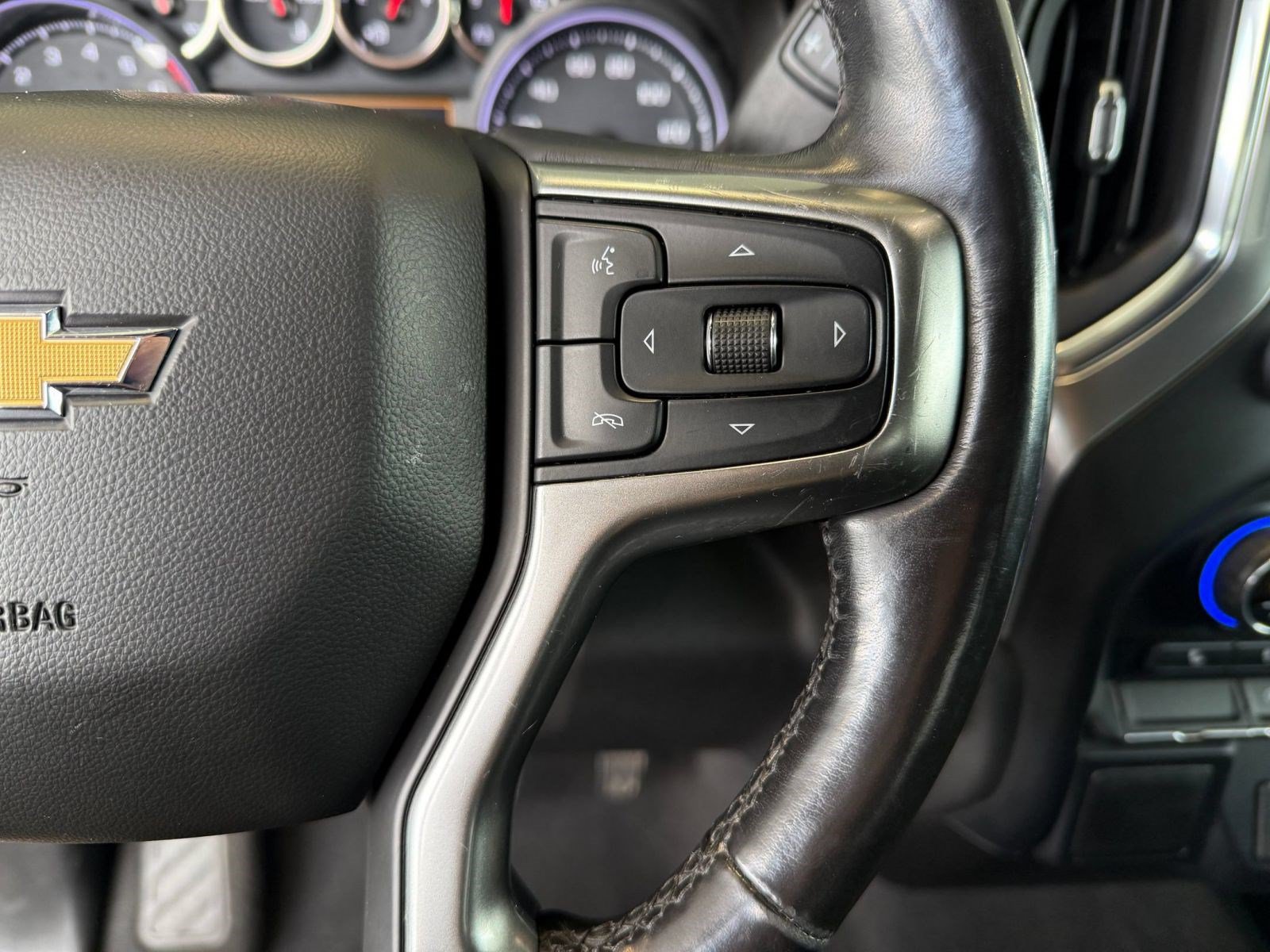 Used 2019 Chevrolet Silverado 1500 LT w/ All-Star Edition RWD image 18