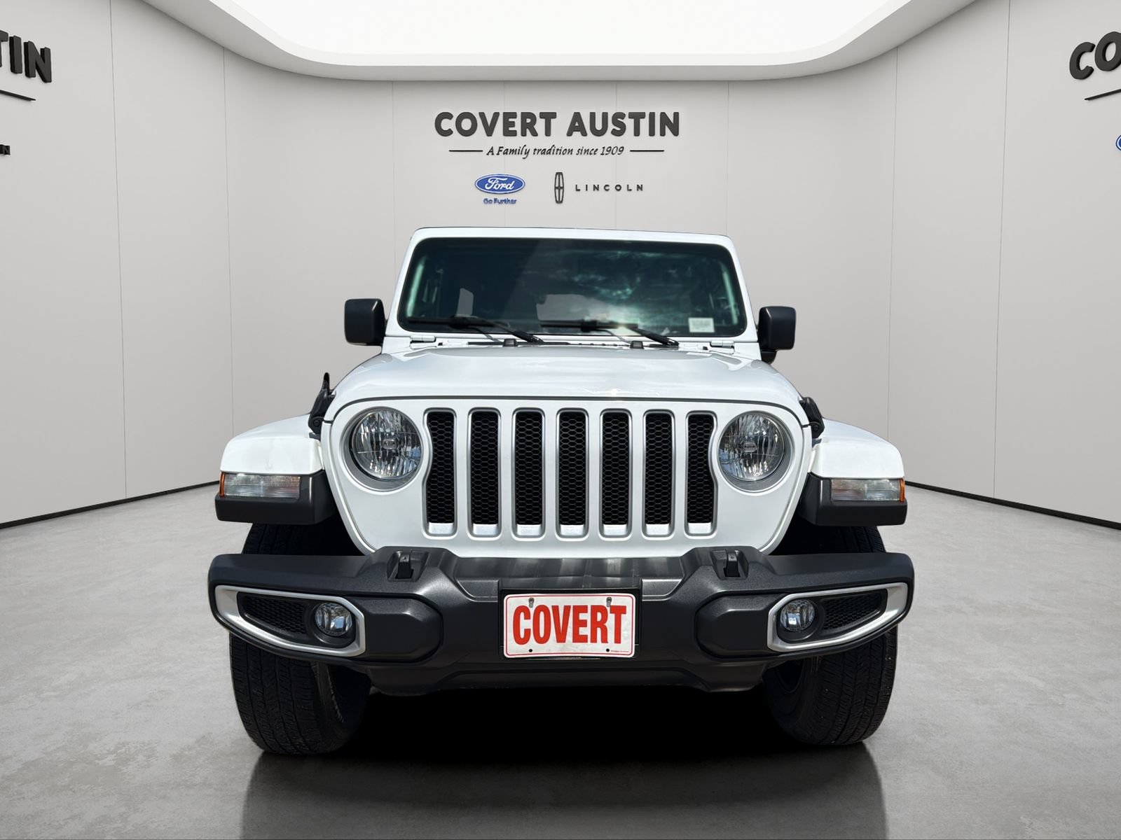 Used 2023 Jeep Wrangler Unlimited Sahara AWD/4WD image 7
