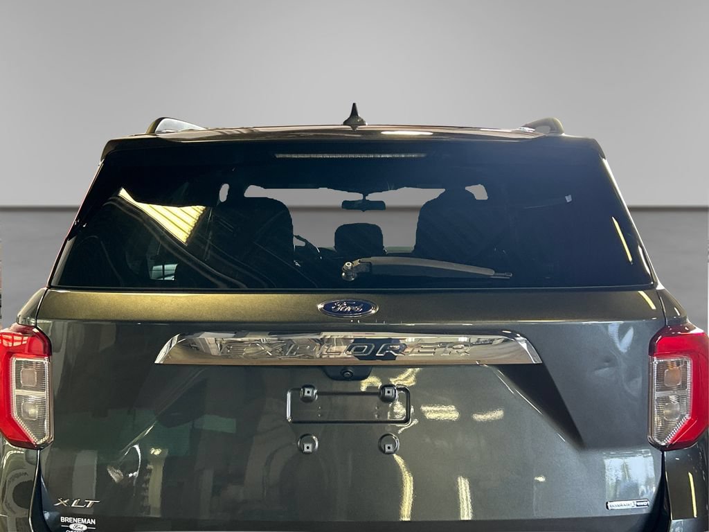 Certified 2020 Ford Explorer XLT w/ Equipment Group 202A AWD/4WD image 19