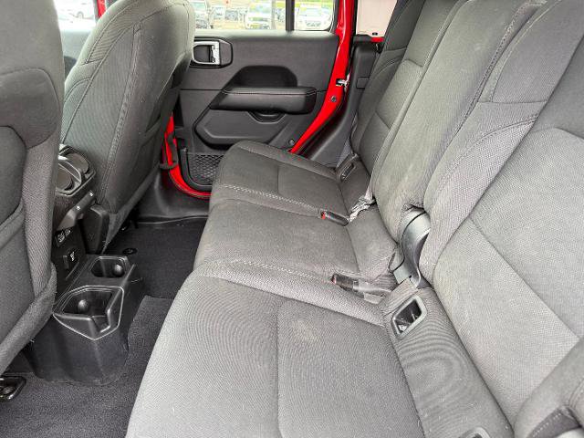 Used 2020 Jeep Gladiator Overland AWD/4WD image 11