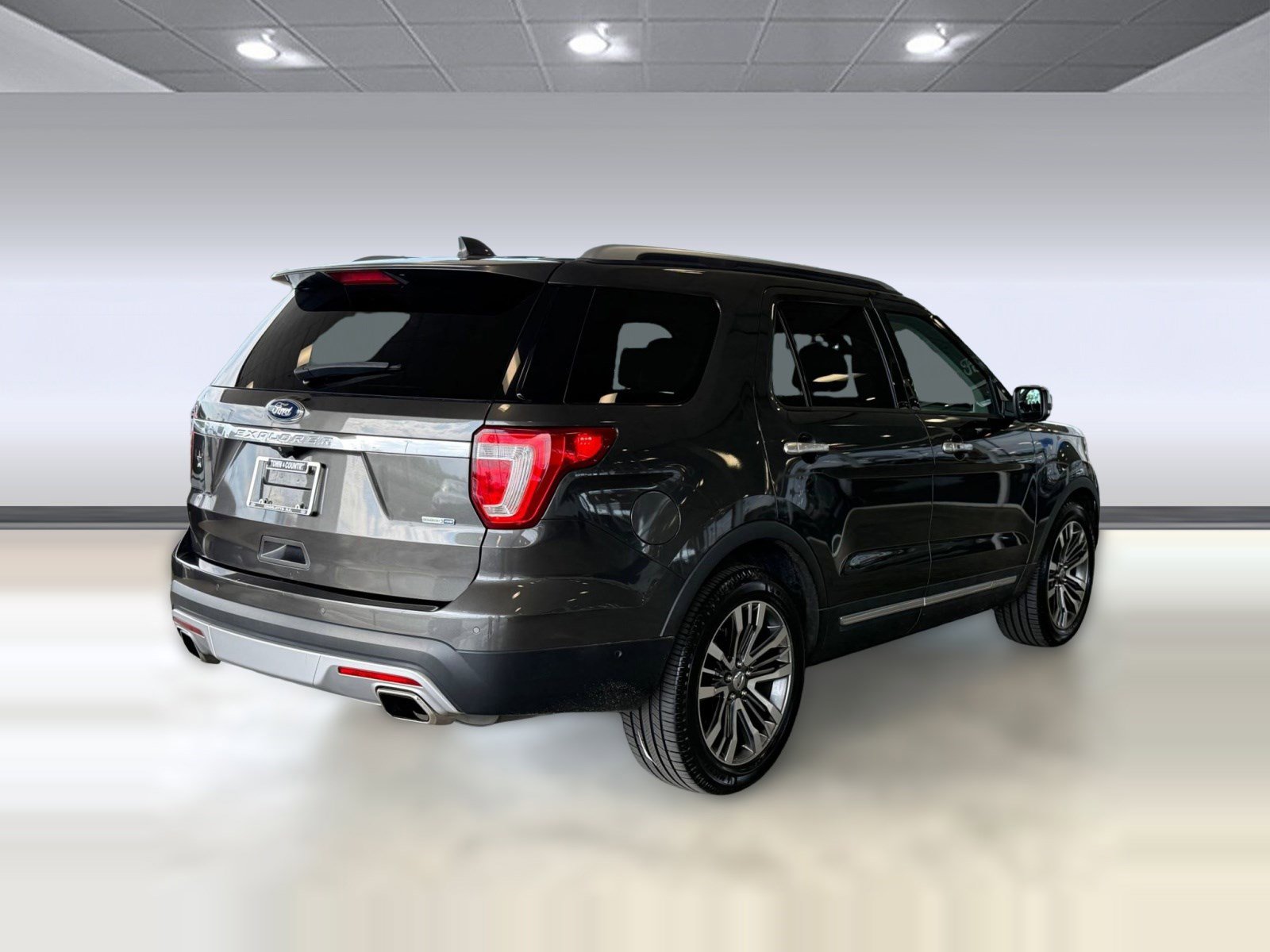 Certified 2017 Ford Explorer Platinum AWD/4WD image 9