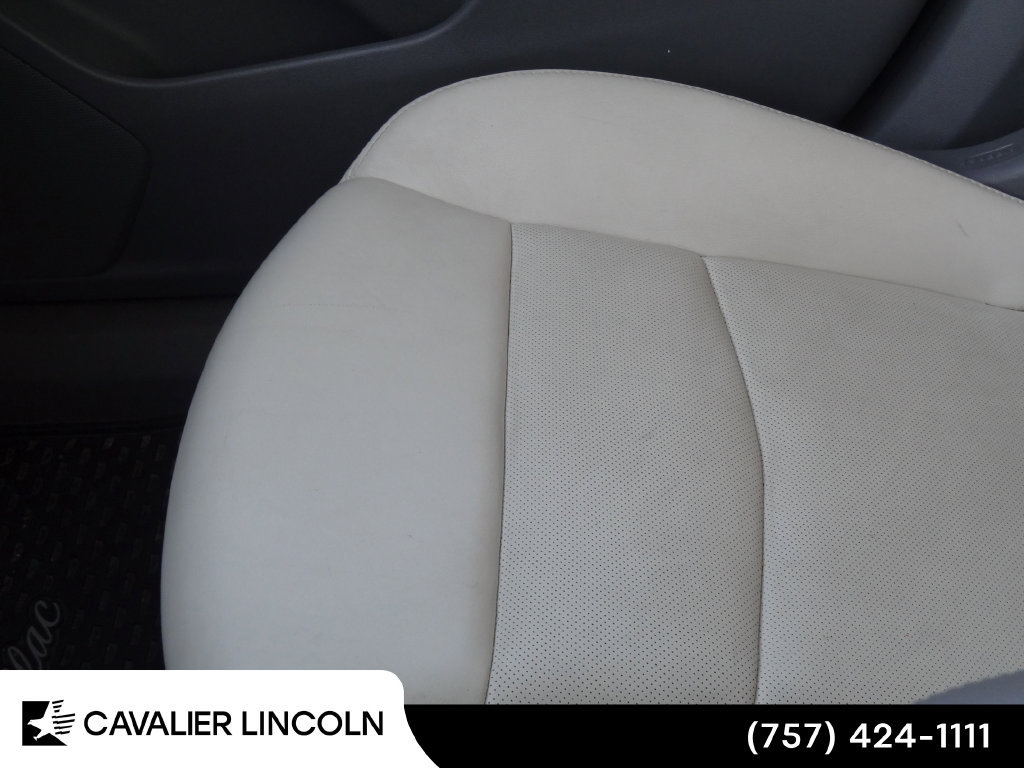 Used 2023 Cadillac XT6 Premium Luxury FWD image 15