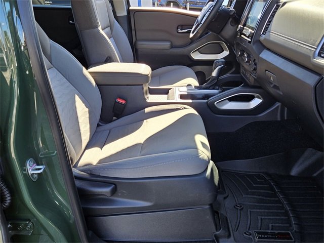 Used 2022 Nissan Frontier SV image 16