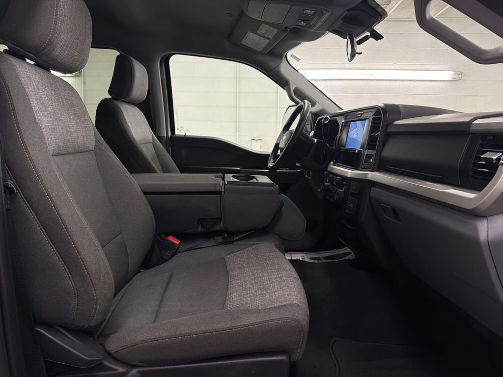 Certified 2025 Ford F350 XLT image 28