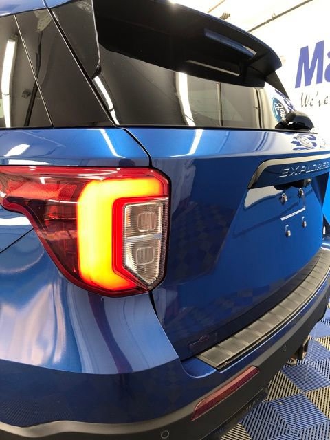 Certified 2022 Ford Explorer ST-Line w/ Class IV Trailer Tow Package image 9