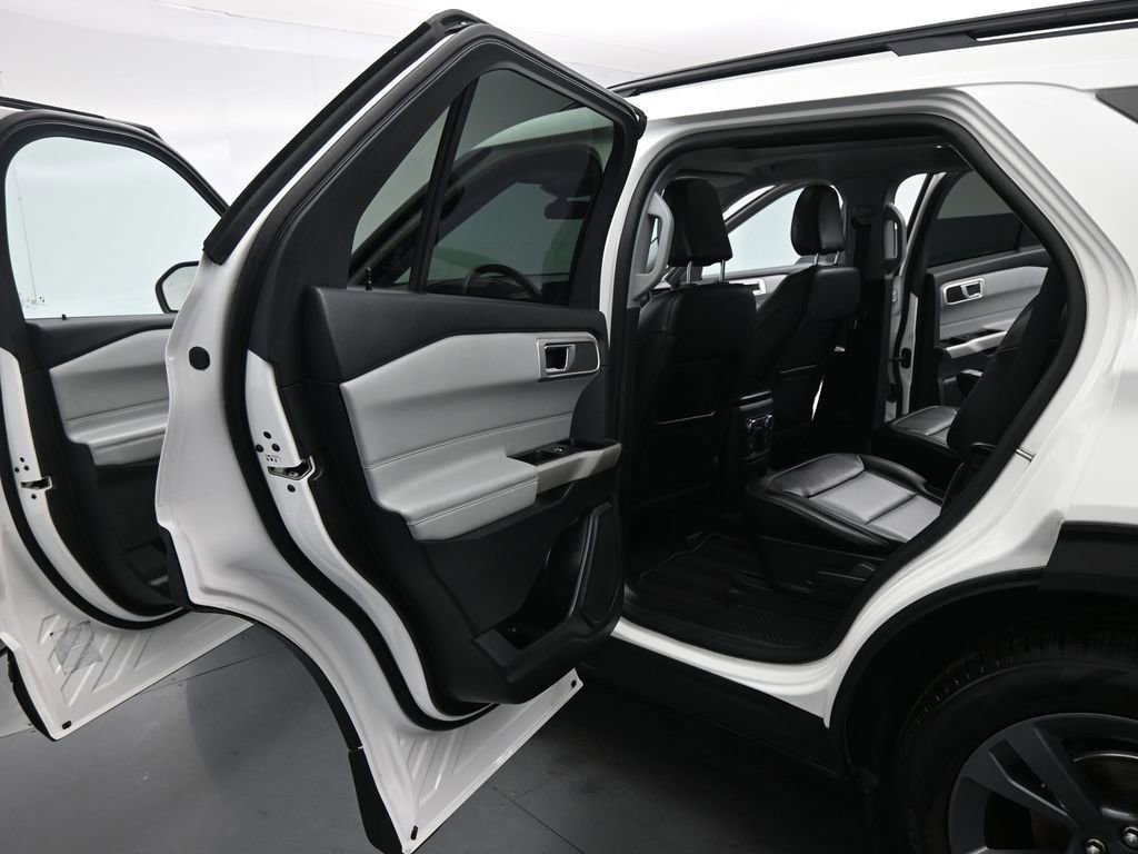 Certified 2023 Ford Explorer XLT w/ Equipment Group 202A image 45
