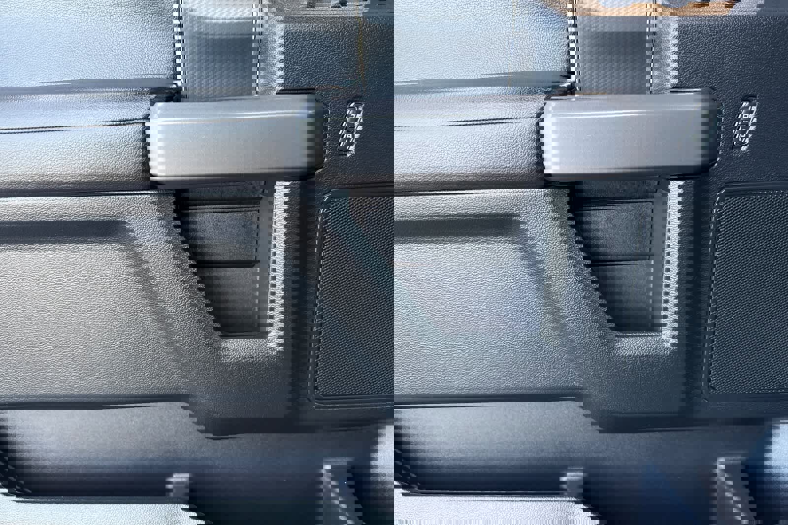 Certified 2020 Ford F150 XLT w/ Equipment Group 302A Luxury image 12