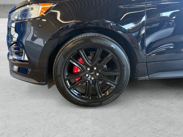 Certified 2020 Ford Edge ST-Line image 23