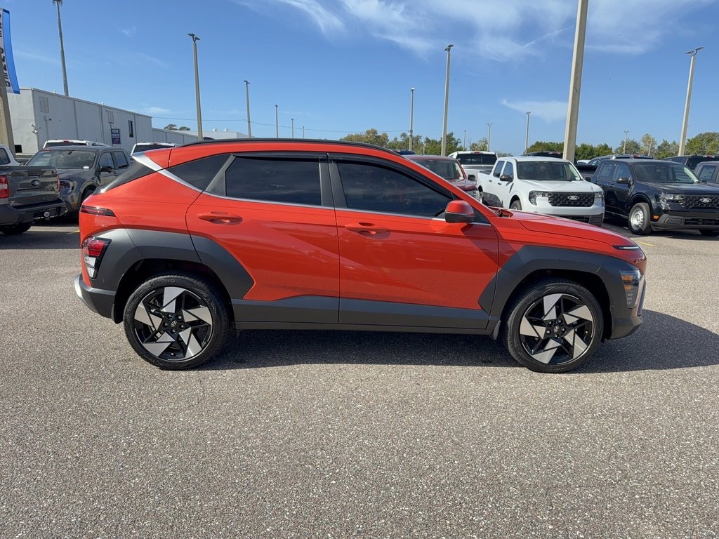 Used 2025 Hyundai Kona Limited image 5