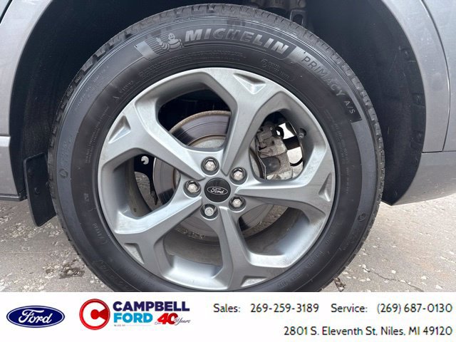 Certified 2023 Ford Escape ST-Line w/ Tech Pack #1 AWD/4WD image 9