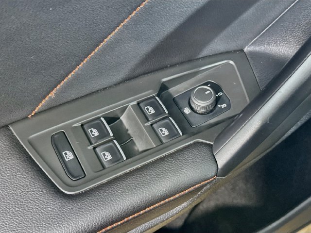 Used 2024 Volkswagen Tiguan Wolfsburg Edition AWD/4WD image 25