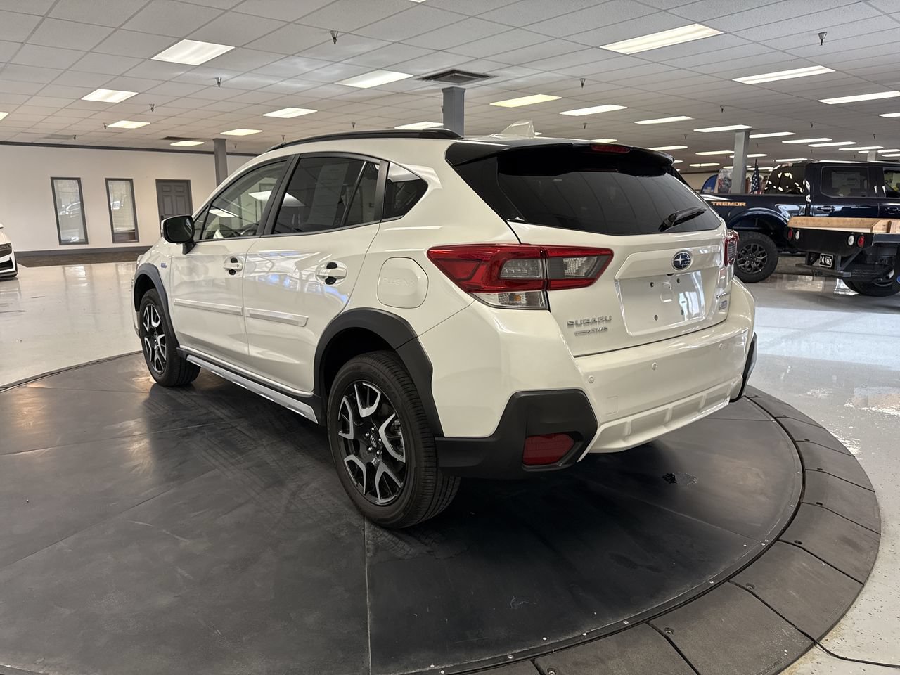 Used 2023 Subaru Crosstrek Hybrid w/ Moonroof Package w/Navigation AWD/4WD image 6