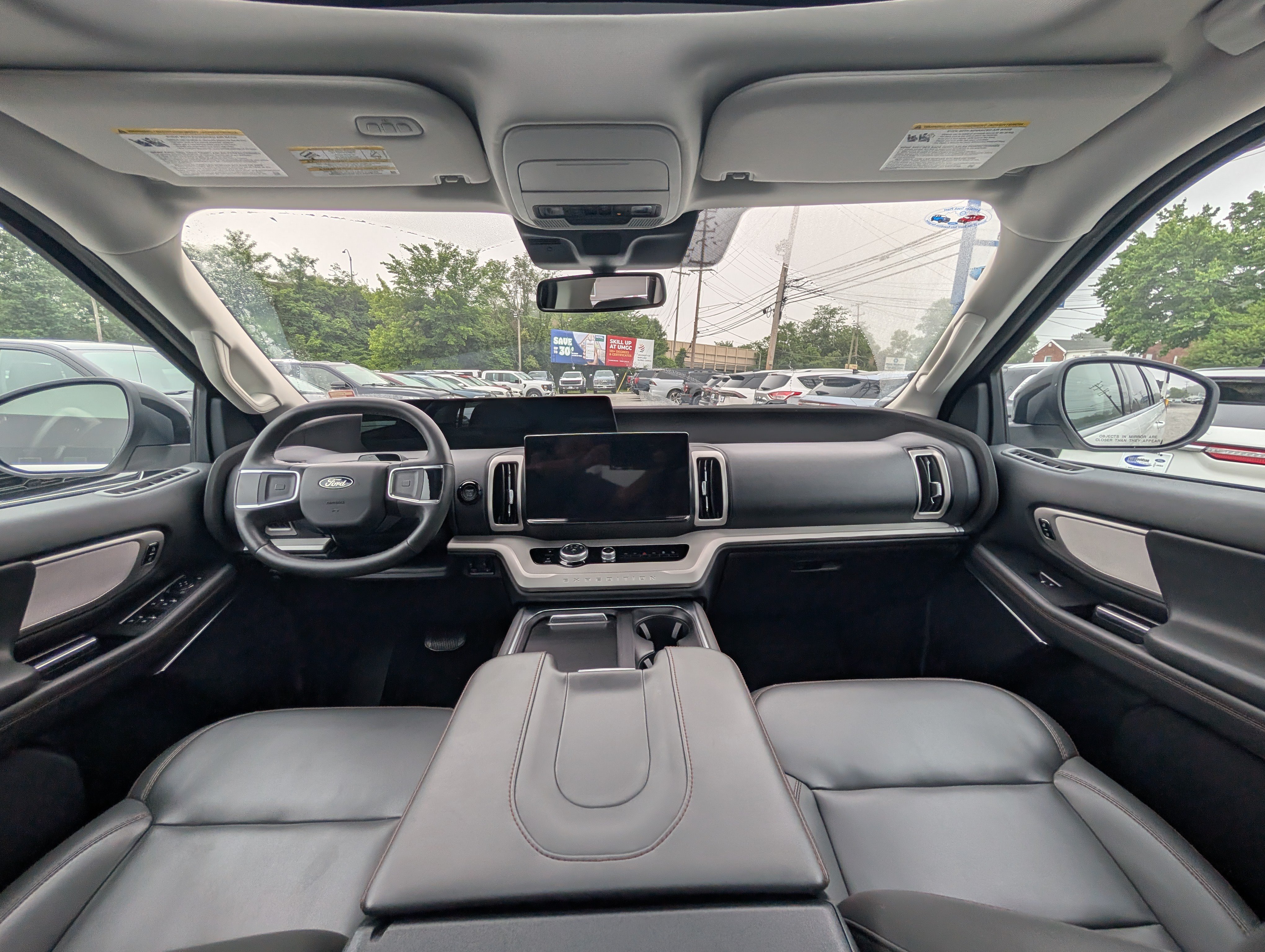 Certified 2025 Ford Expedition Active AWD/4WD image 23
