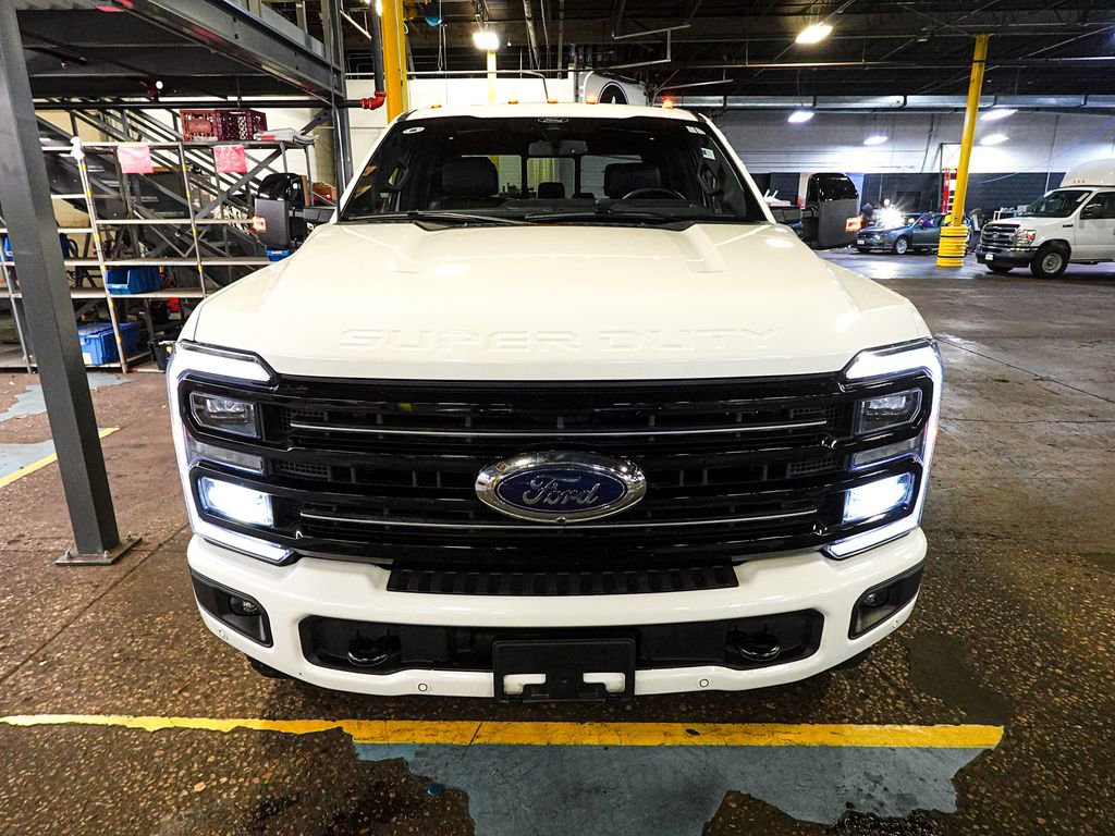 Certified 2025 Ford F350 Platinum w/ Tremor Off-Road Package AWD/4WD image 2
