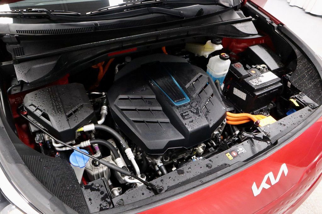 Used 2022 Kia Niro EX w/ Cold Weather Package image 16