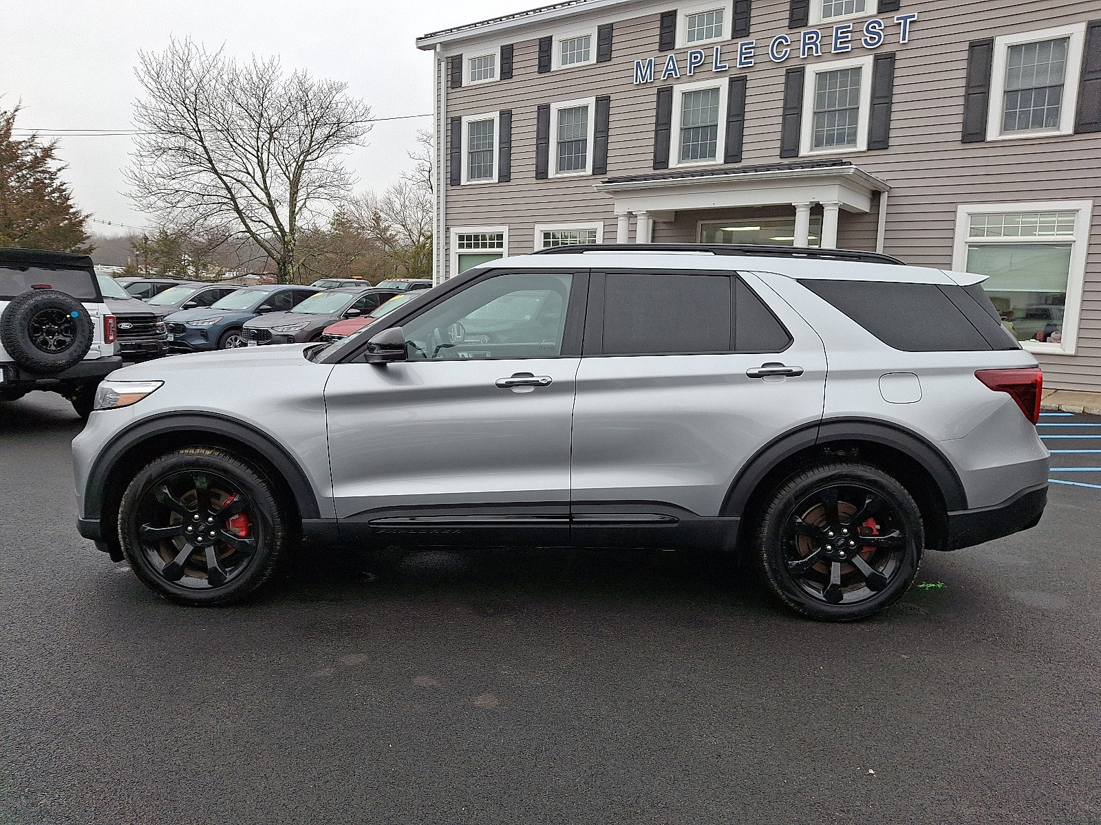 Certified 2023 Ford Explorer ST w/ Equipment Group 401A image 2