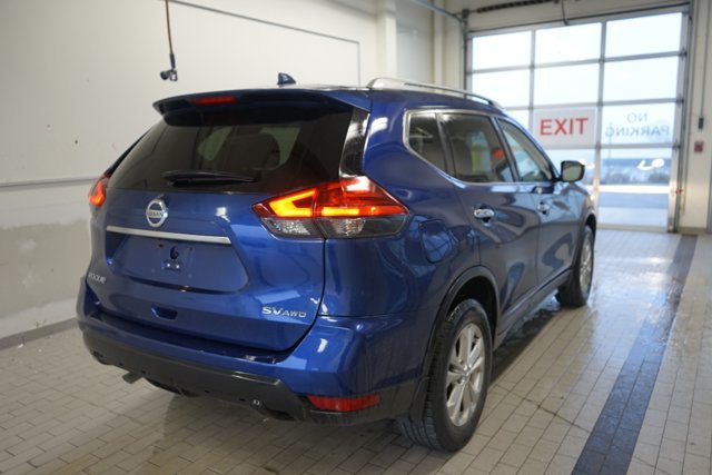 Used 2017 Nissan Rogue SV AWD/4WD image 14