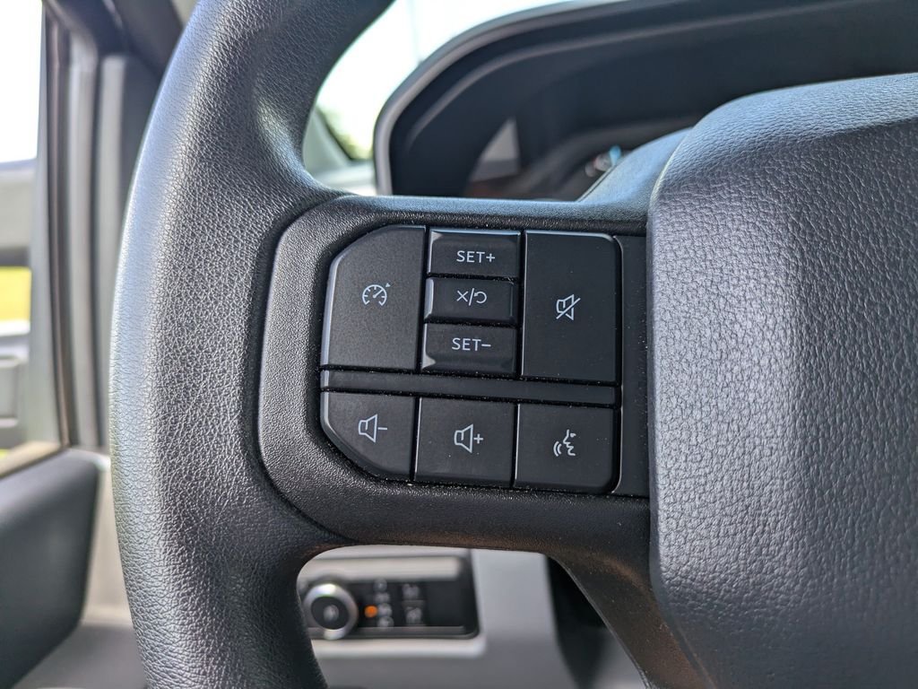 Certified 2025 Ford F250 XLT AWD/4WD image 24