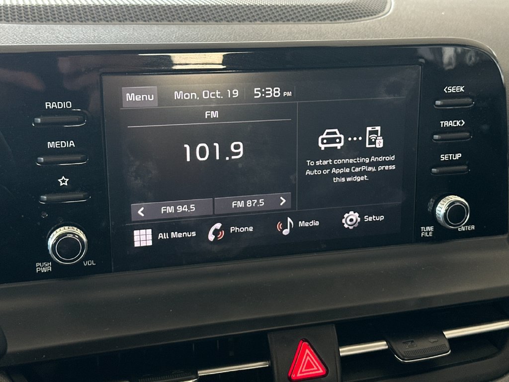 Used 2024 Kia Seltos LX AWD/4WD image 17