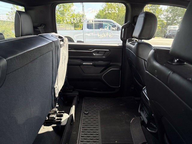 Used 2022 RAM 1500 Laramie AWD/4WD image 6