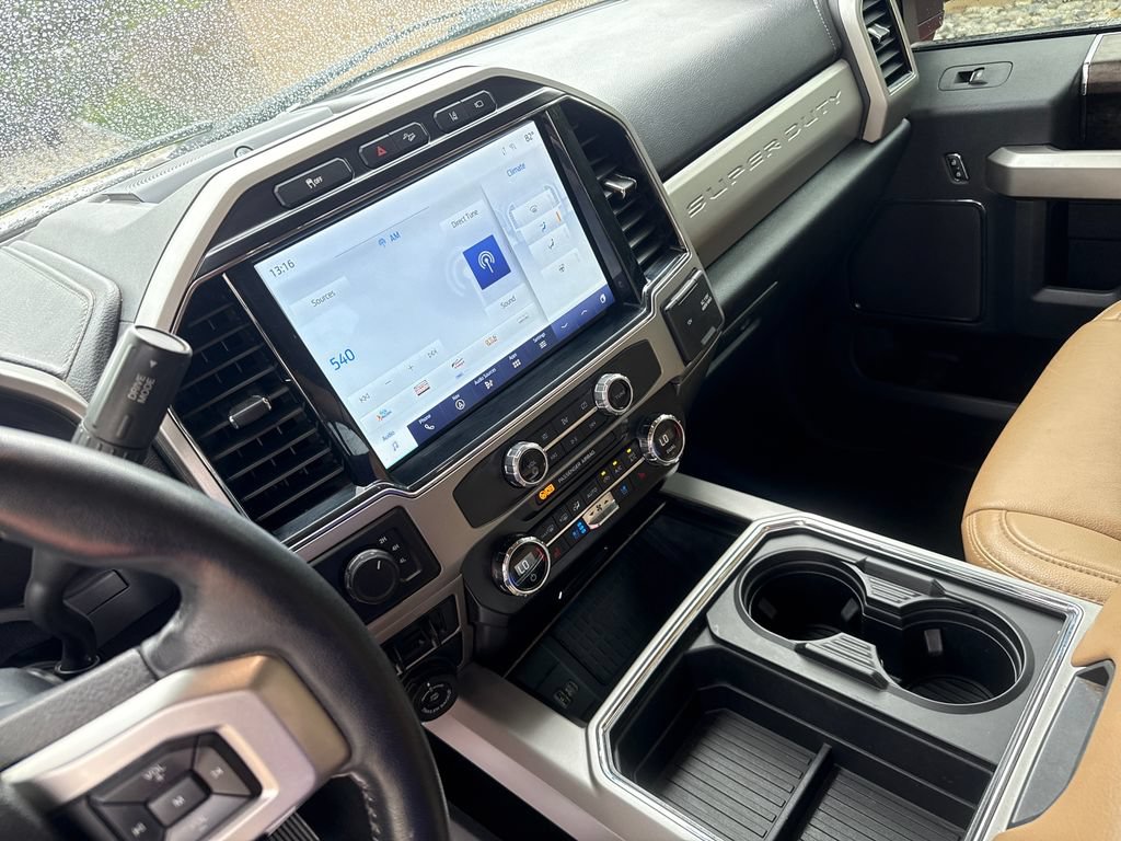 Certified 2022 Ford F250 Lariat w/ Lariat Ultimate Package AWD/4WD image 17