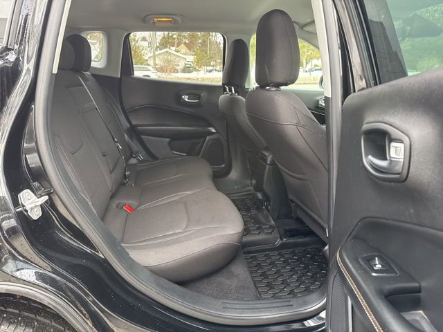 Used 2018 Jeep Compass Sport w/ Tech Group image 19