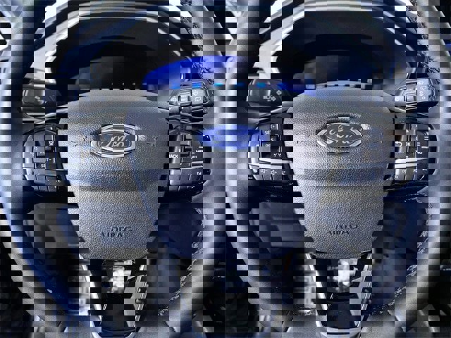 Certified 2025 Ford Escape Platinum image 21