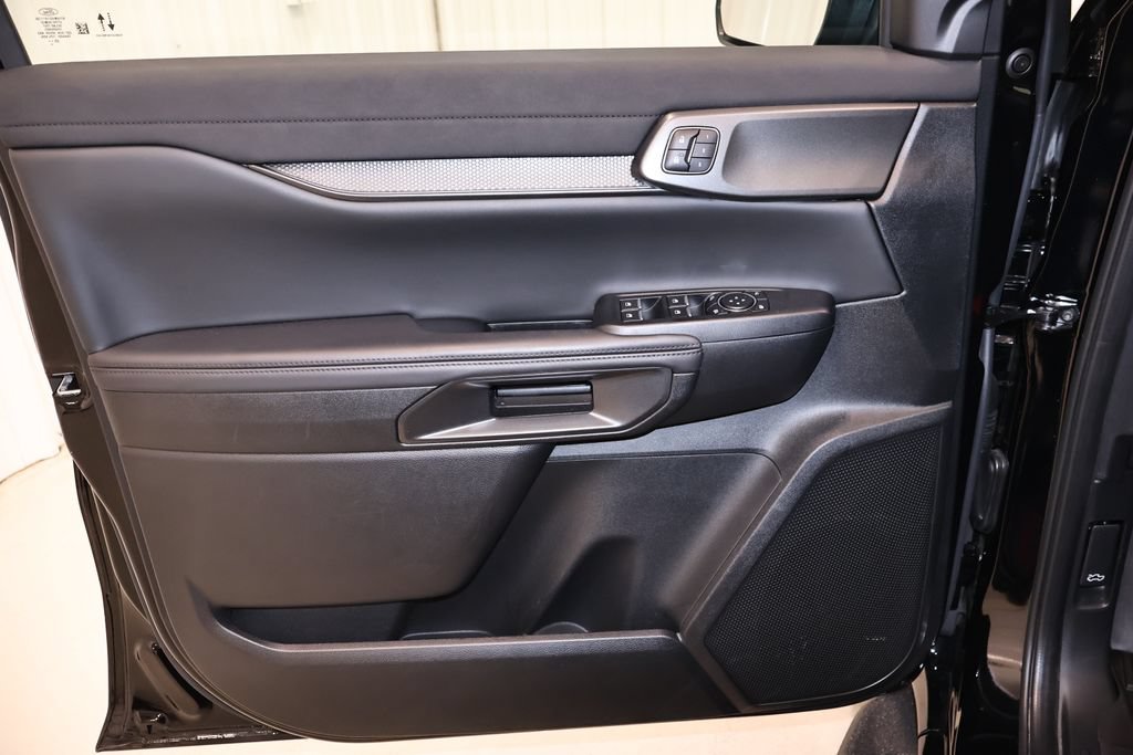 Certified 2025 Ford Ranger Raptor AWD/4WD image 11