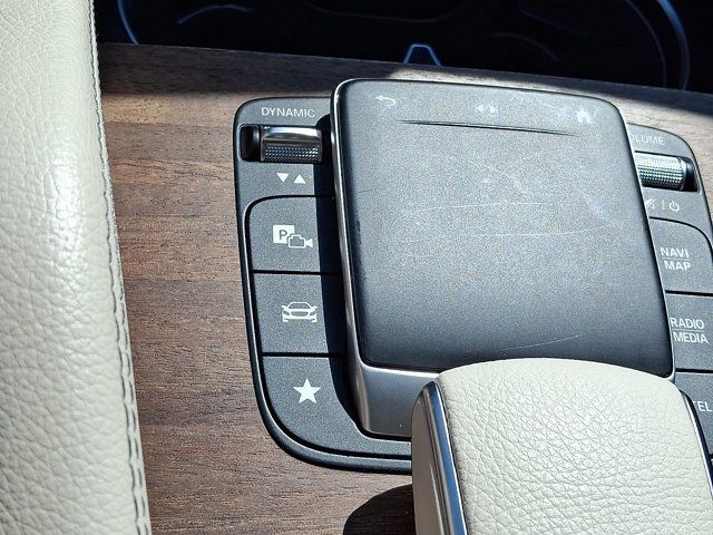 Used 2021 Mercedes-Benz GLS 450 4MATIC image 27