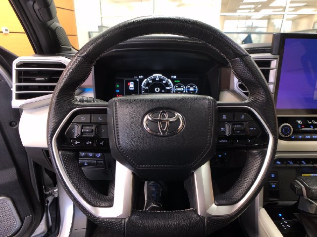 Used 2023 Toyota Sequoia Capstone AWD/4WD image 13