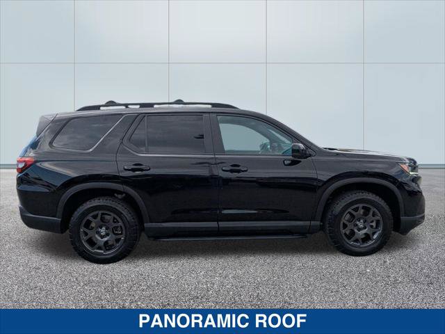 Used 2024 Honda Pilot TrailSport image 6