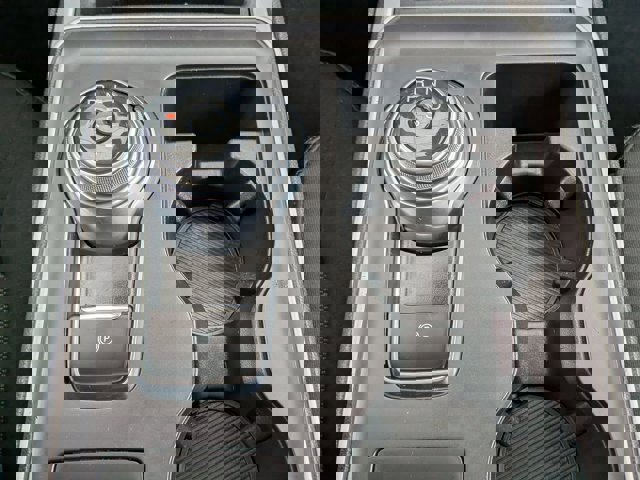 Certified 2022 Ford Edge SE w/ Black Appearance Package image 22