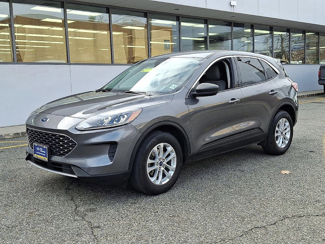 Certified 2022 Ford Escape SE image 2