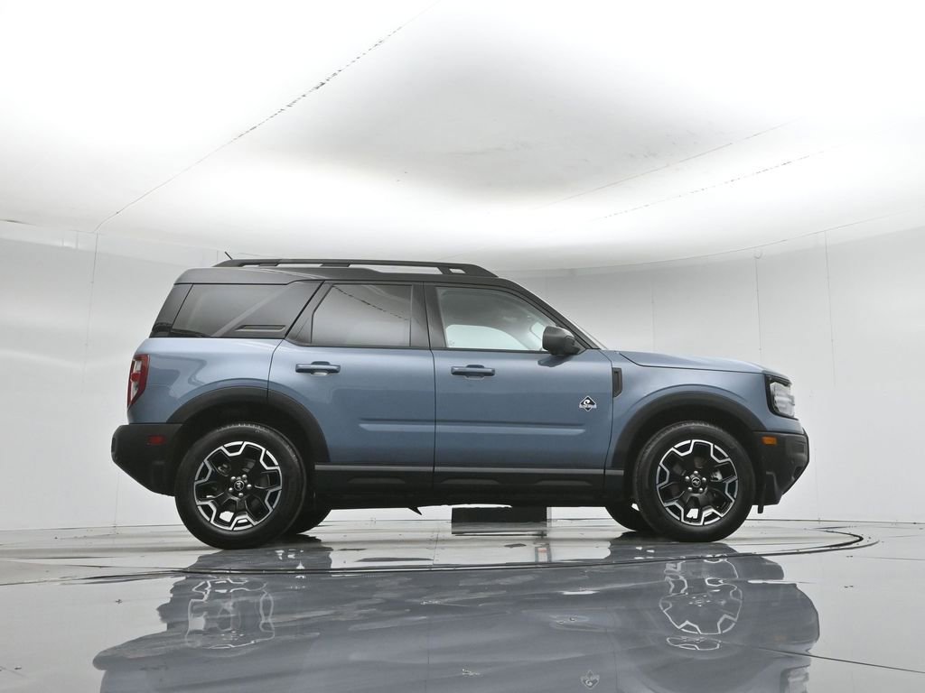 Certified 2025 Ford Bronco Sport Outer Banks w/ Outer Banks Tech Package+ image 8