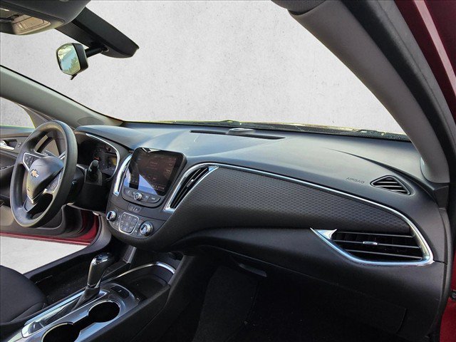 Used 2020 Chevrolet Malibu LT FWD image 19