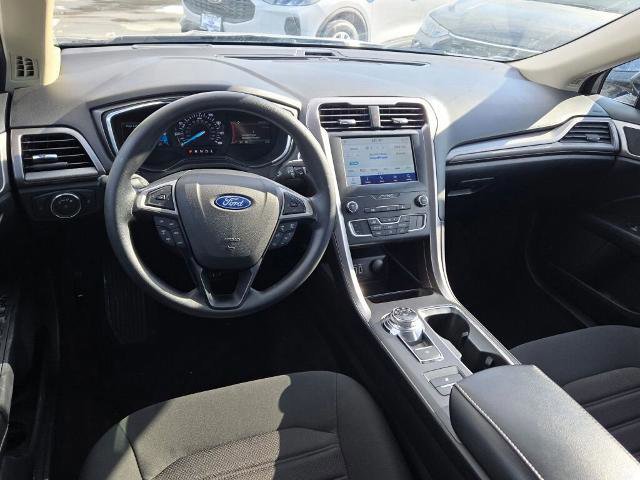 Certified 2020 Ford Fusion SE image 17