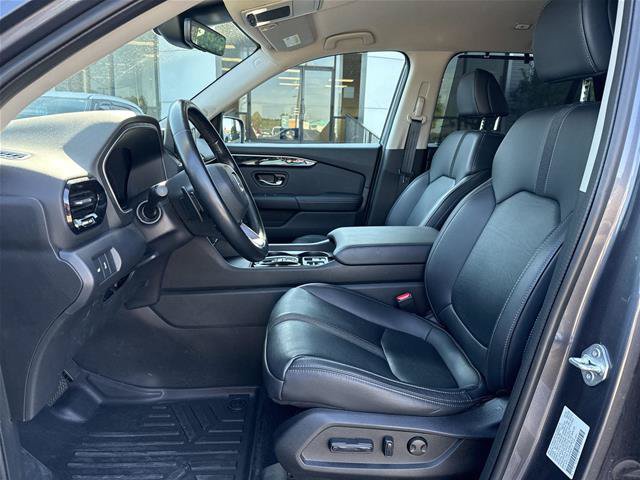 Used 2023 Honda Pilot EX-L image 4