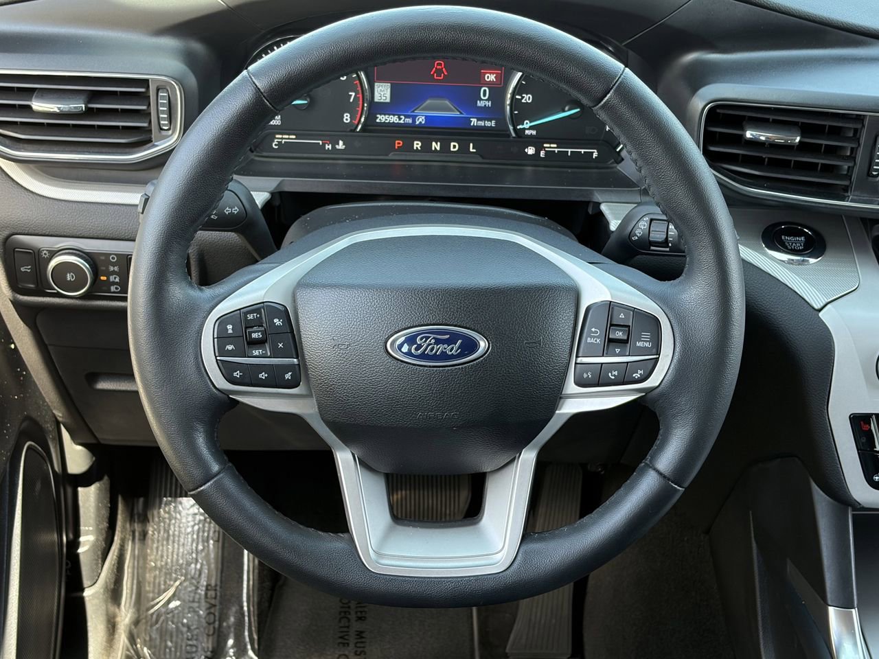 Certified 2023 Ford Explorer XLT w/ Equipment Group 202A AWD/4WD image 19