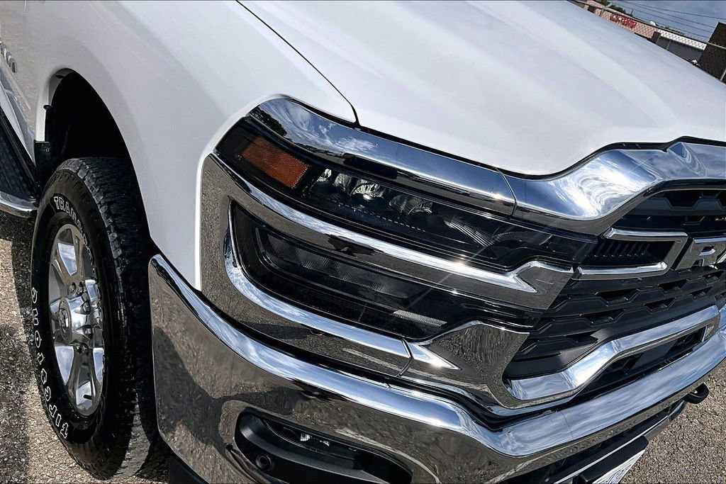 Used 2025 RAM 2500 Lone Star AWD/4WD image 30