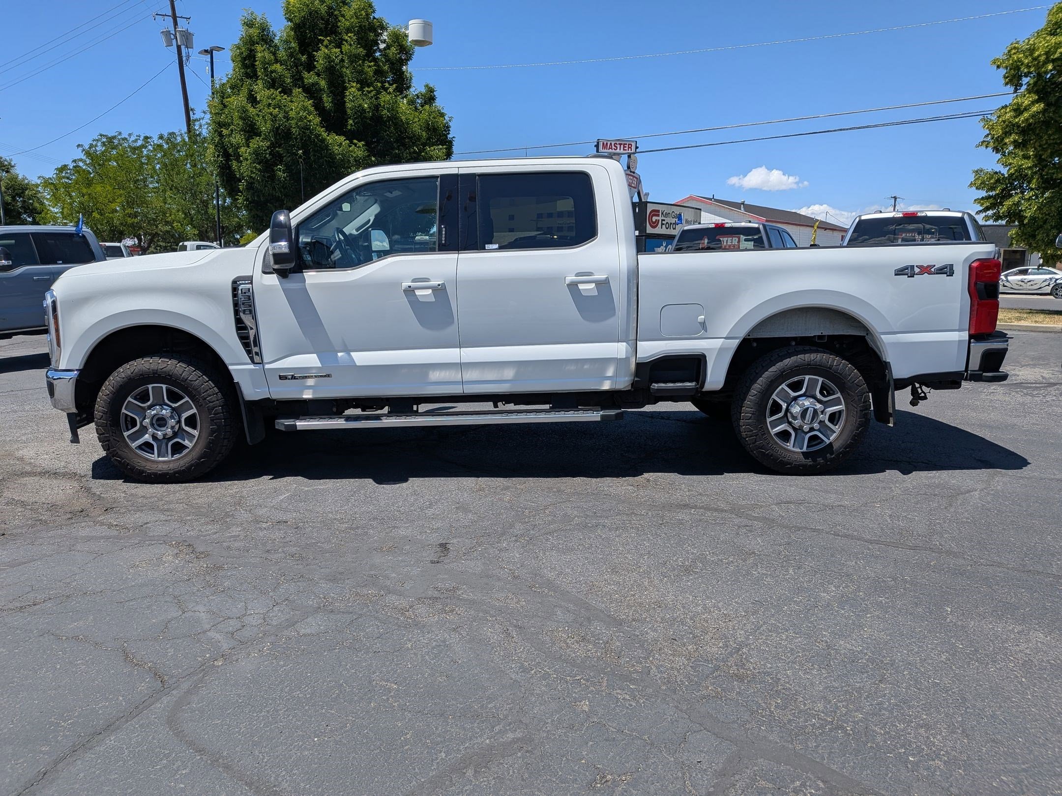 Certified 2024 Ford F350 Lariat AWD/4WD image 11